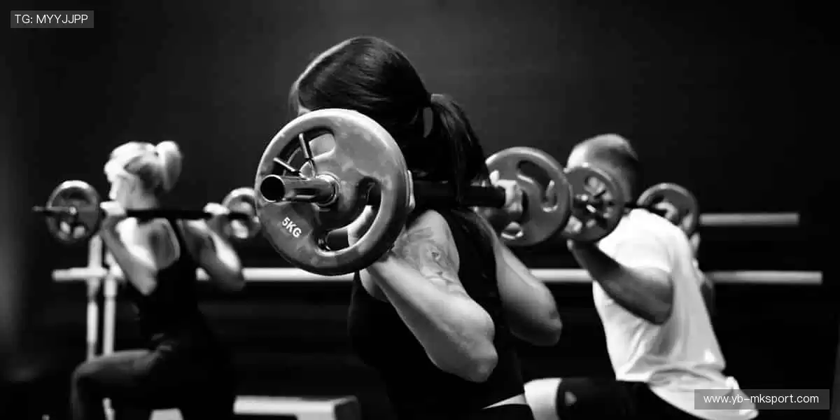 🎮用潮流诠释热爱，周边产品让运动精神融入生活！